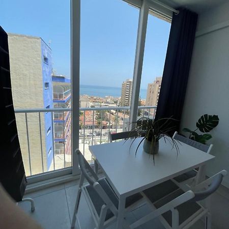 Apartamento Con Vistas Al Mar A Metros De La Playa Carihuela Soleil Appartamento Torremolinos Esterno foto