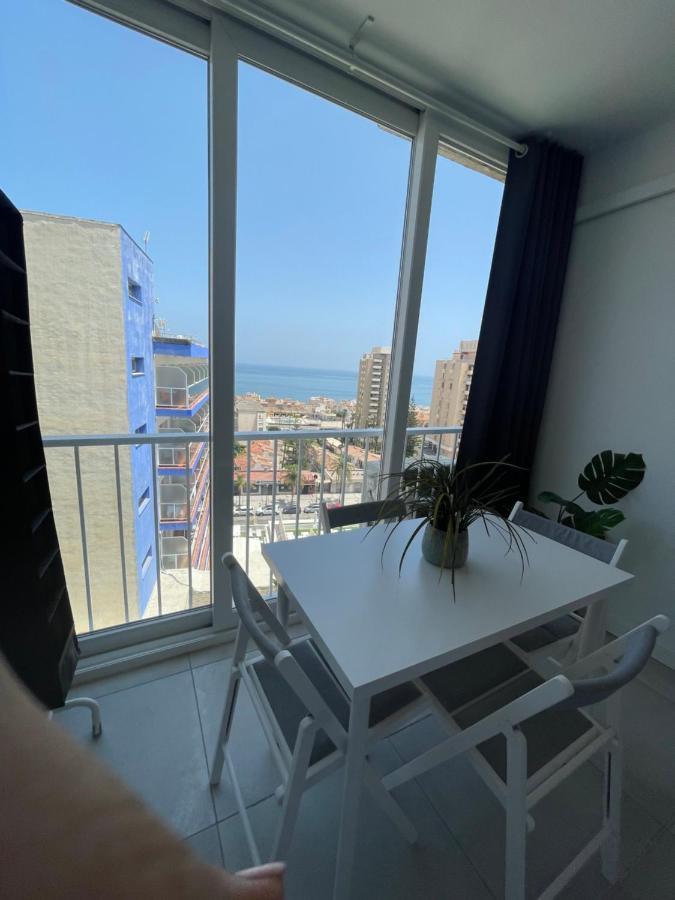 Apartamento Con Vistas Al Mar A Metros De La Playa Carihuela Soleil Appartamento Torremolinos Esterno foto