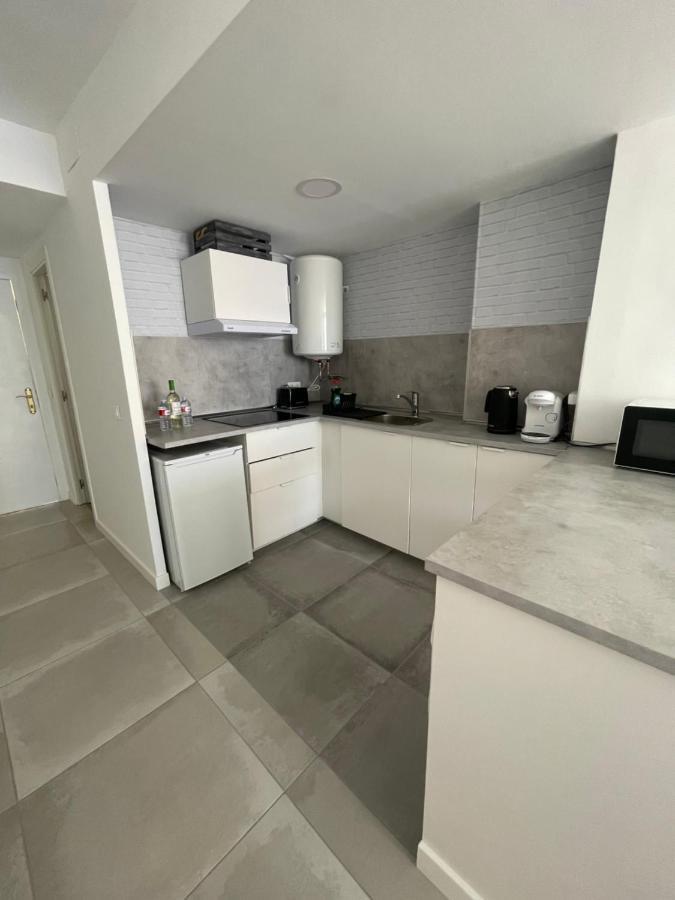 Apartamento Con Vistas Al Mar A Metros De La Playa Carihuela Soleil Appartamento Torremolinos Esterno foto